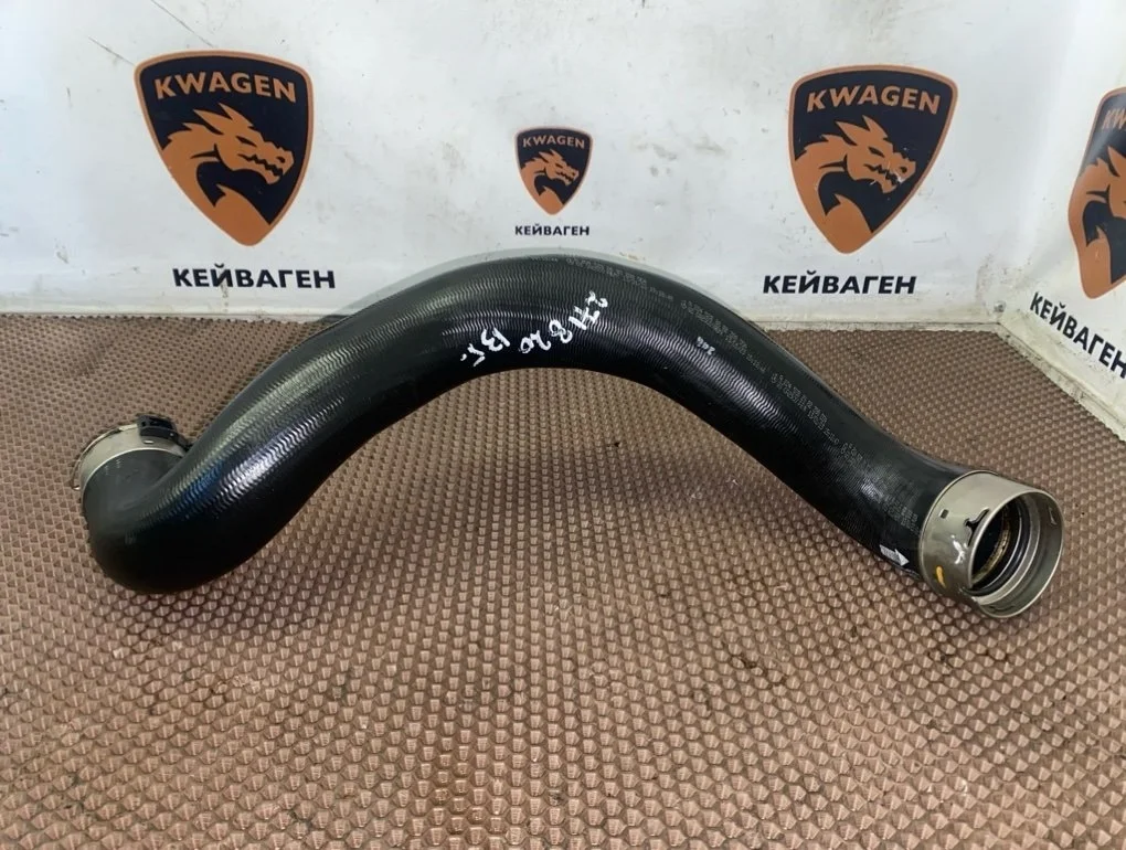 Патрубок интеркулера Mercedes-Benz -Class 2013 W212