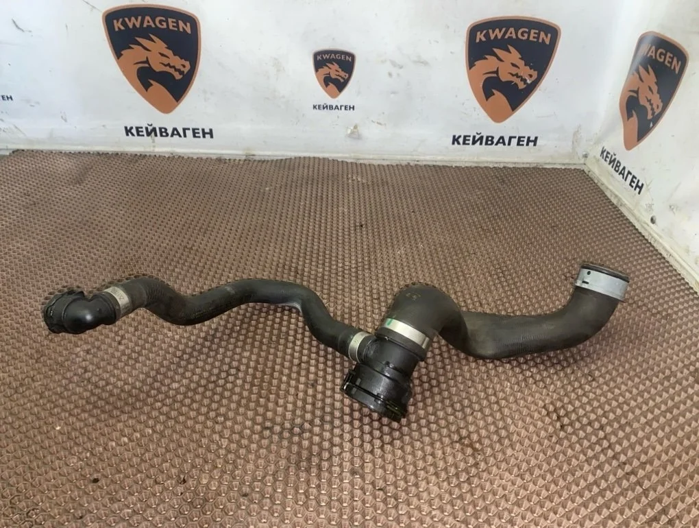 Патрубок радиатора Mercedes-Benz -Class 2014 W212