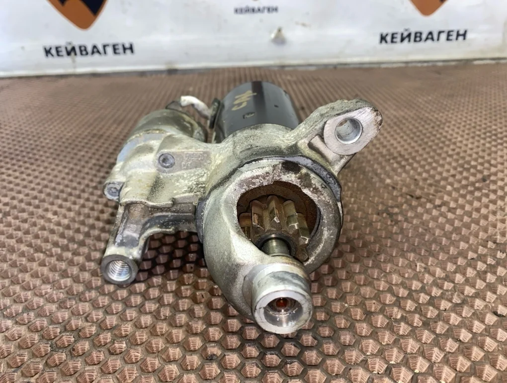 Стартер Audi Q7 2009 4L