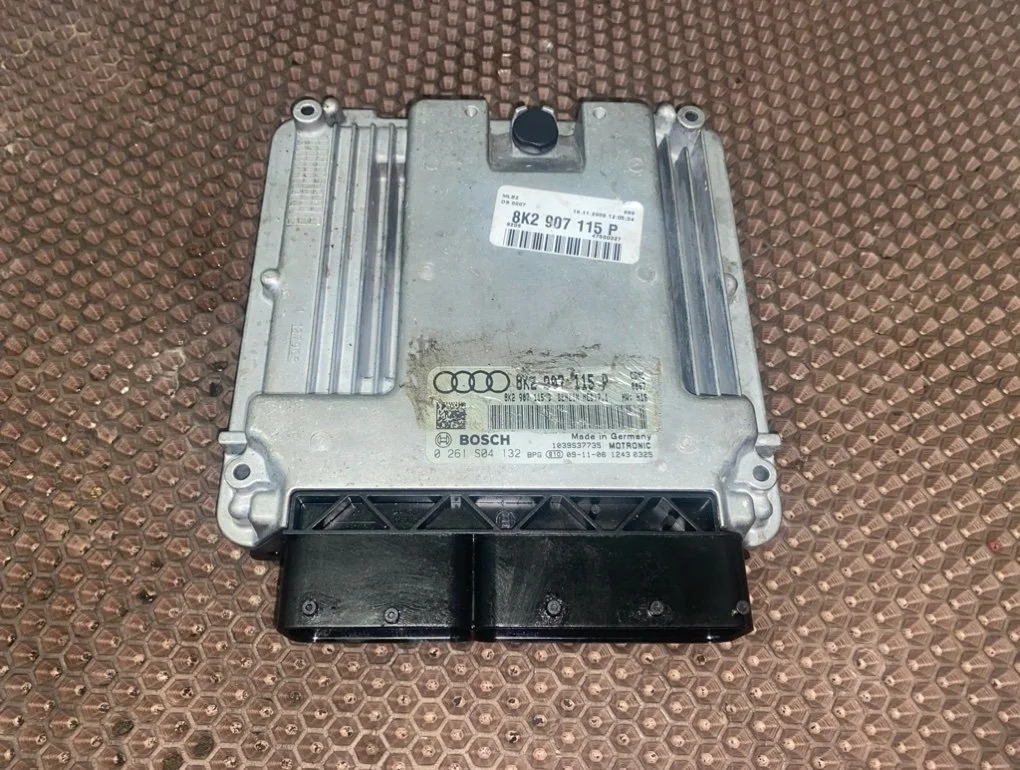 Блок управления двигателем Audi A4 2009 B8