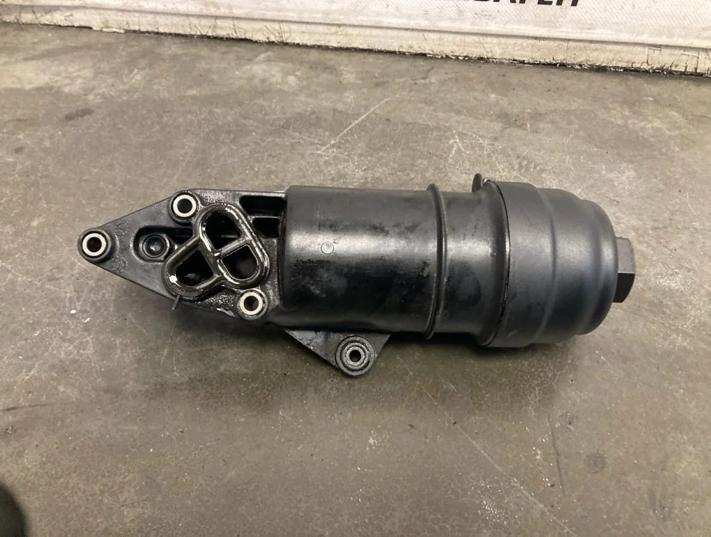 Корпус масляного фильтра Audi A8 2007 D3