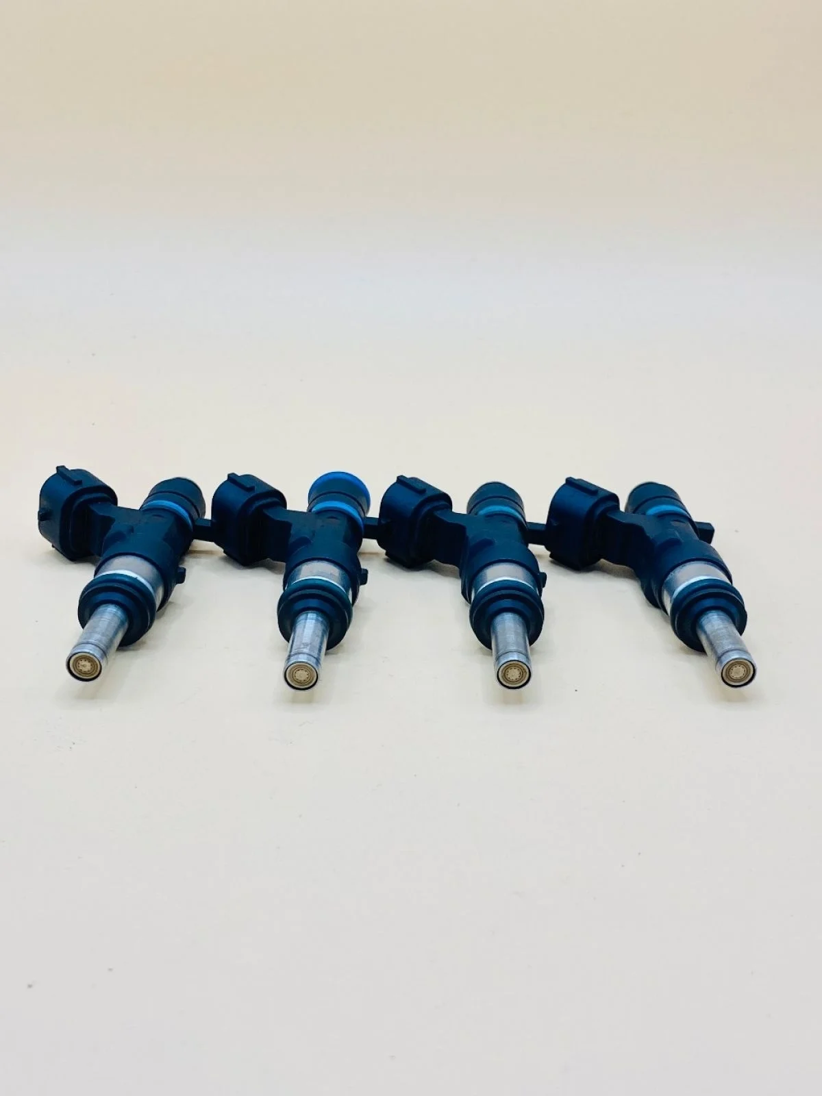 Топливная форсунка 1465A205 Mitsubishi Outlander Outlander II (2005—2009) В наличии