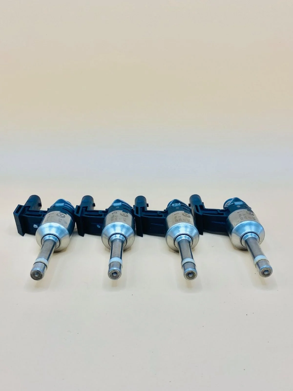 03F906036B форсунка топливная Golf Mk6 (2008—2012) В наличии