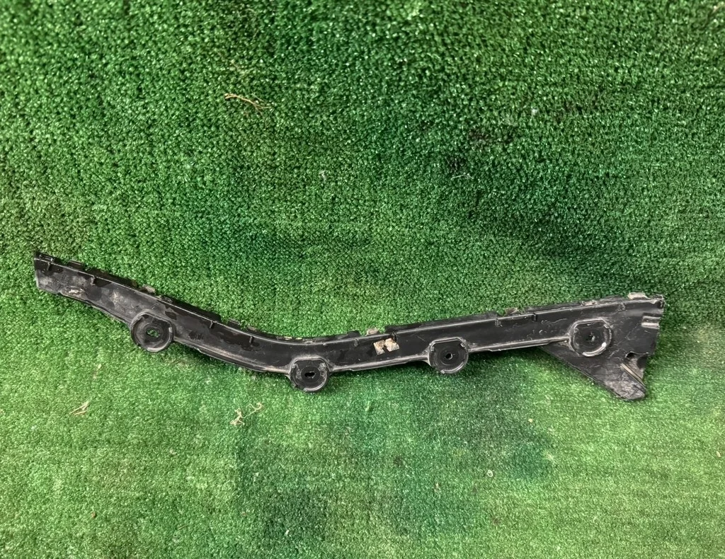 Б.у. крепление бампера зад SKODA RAPID SKODA RAPID