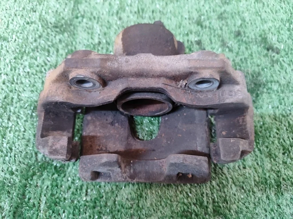 Б.у. суппорт SKODA RAPID SKODA RAPID