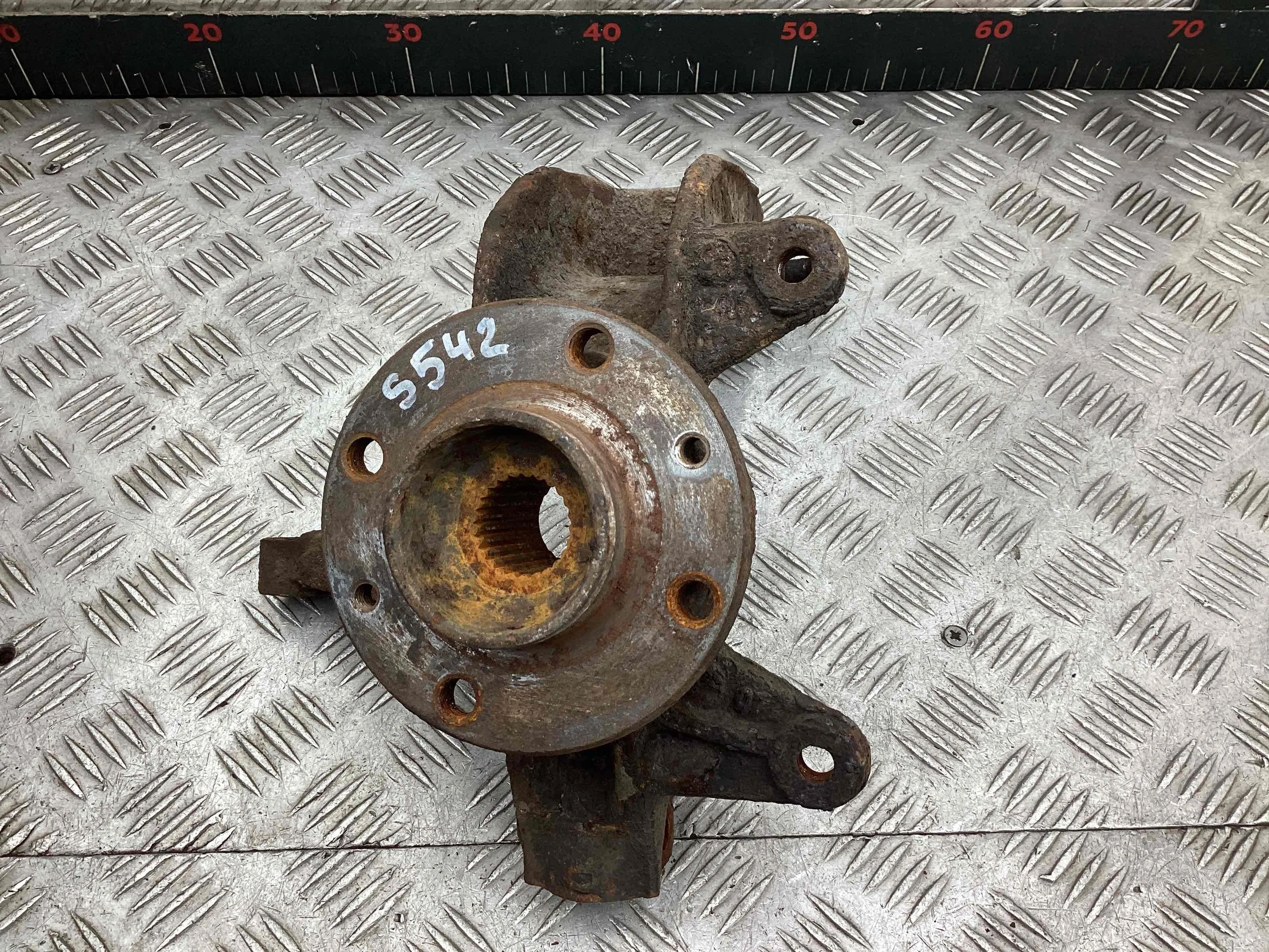 Ступица передняя правая Renault Grand Scenic G. Scenic I (JM) 2004-2009 2007 2,0 Бензин АКПП Минивэн.