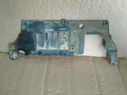 Б.у. защита двигателя пластиковая MITSUBISHI OUTLANDER XL CW5W MITSUBISHI OUTLANDER XL CW5W