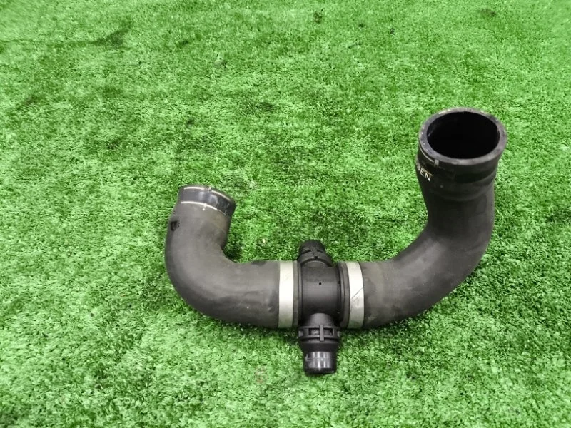 Патрубок системы охлаждения BMW 3 2013 11534615722 F34 N20B20B