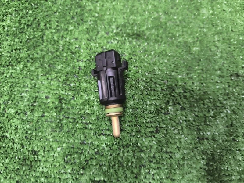 Датчик температуры охл. Жидкости BMW 3 2002 13621433077 E46 N42B20A