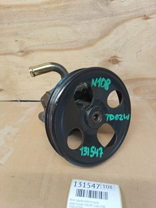 Насос гидроусилителя руля Suzuki Escudo 1998 TD02W