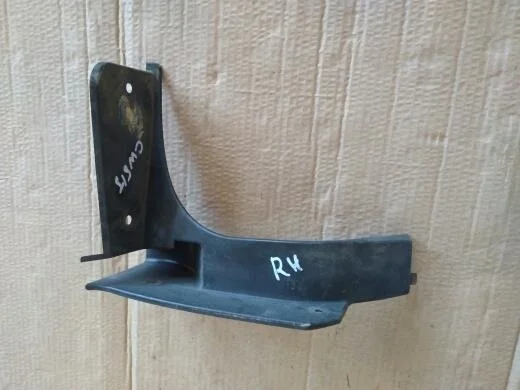 Б.у. крепление бампера зад MITSUBISHI OUTLANDER XL CW5W MITSUBISHI OUTLANDER XL CW5W