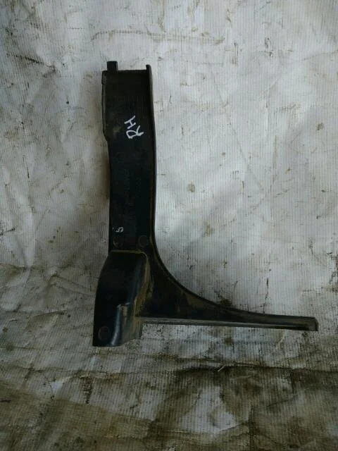 Б.у. крепление бампера зад MITSUBISHI OUTLANDER XL CW5W MITSUBISHI OUTLANDER XL CW5W