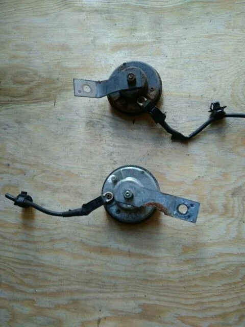 Б.у. сигнал NISSAN QASHQAI J10 NISSAN QASHQAI J10