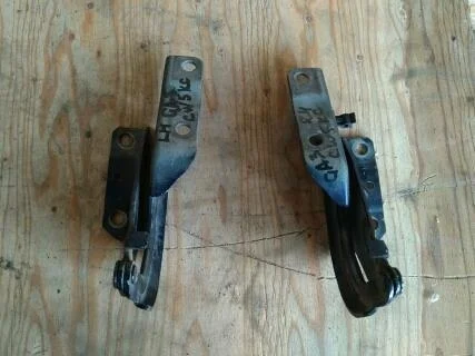 Б.у. петля капота (2шт) MITSUBISHI ASX GA3W MITSUBISHI ASX GA3W