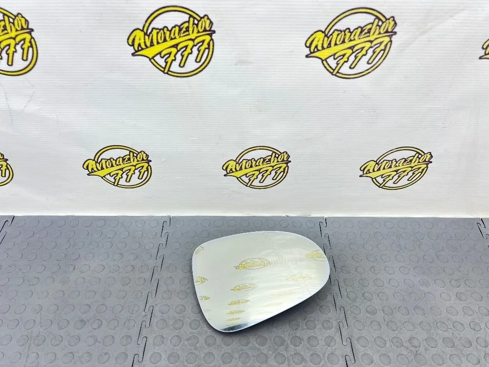 Зеркальный элемент Volkswagen Touareg II рестайлинг (2014—2018)