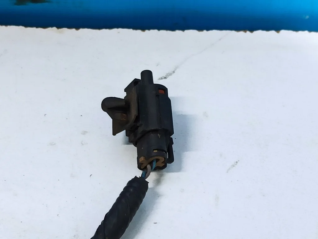 датчик температуры воздуха Kia Sportage 3 2010-2014 12.06.2012