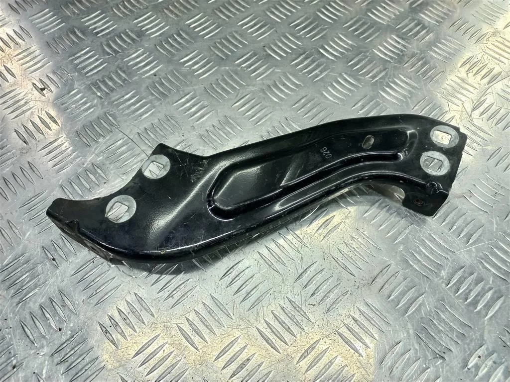 Кронштейн фары левой Citroen Berlingo II (2008—20