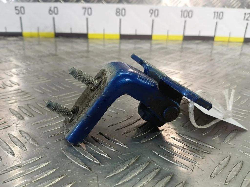 Петля двери задней SUZUKI Grand Vitara II (2005—2