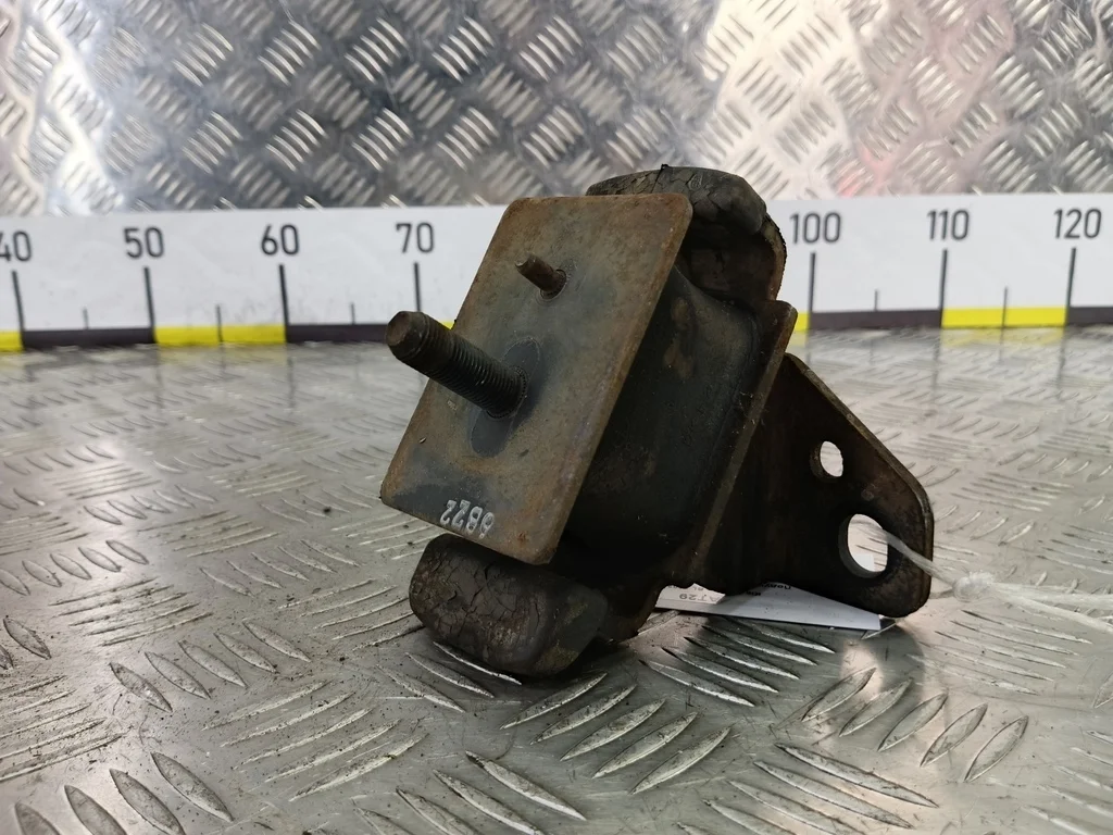 Подушка двигателя (Опора ДВС) Kia SORENTO I (2002