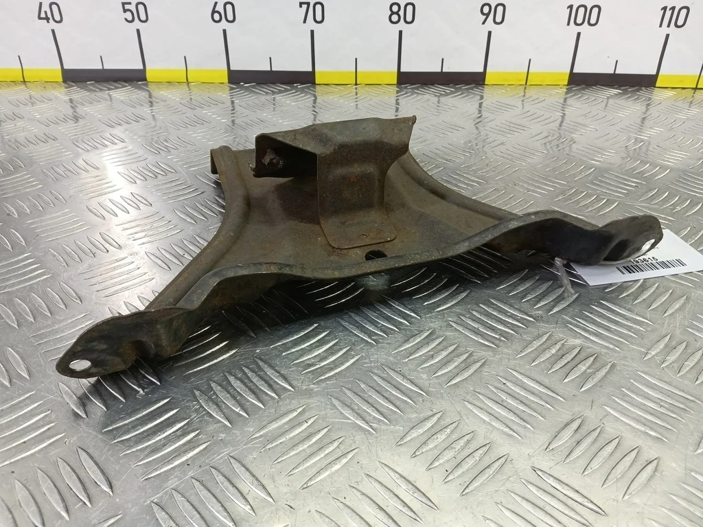 Кронштейн замка капота SUZUKI Grand Vitara II (20