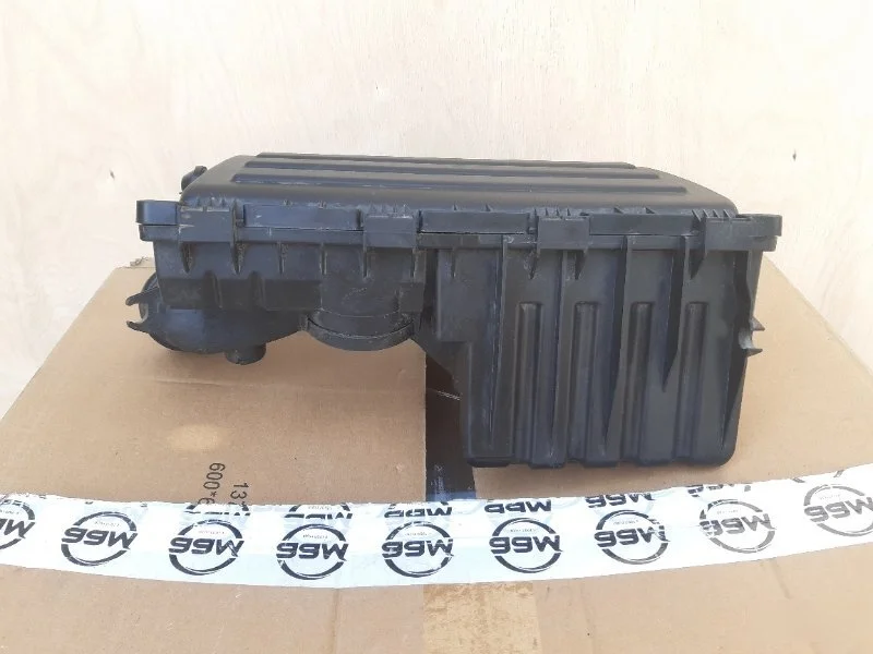 Корпус воздушного фильтра Volkswagen Polo