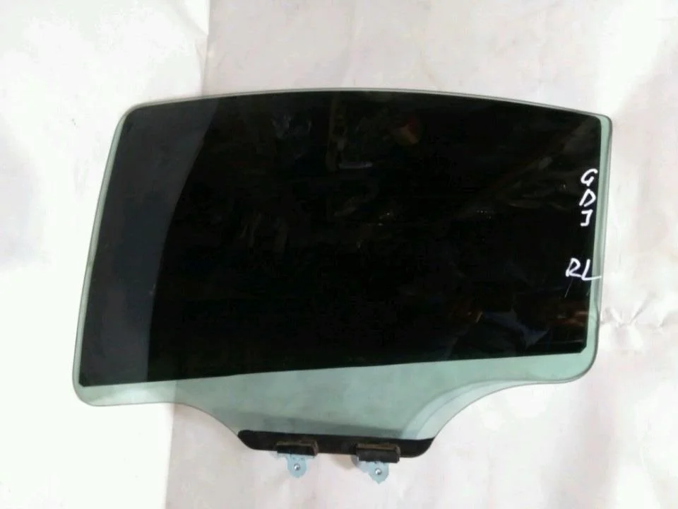 Б.у. стекло двери MITSUBISHI GALANT DJ1A MITSUBISHI GALANT DJ1A