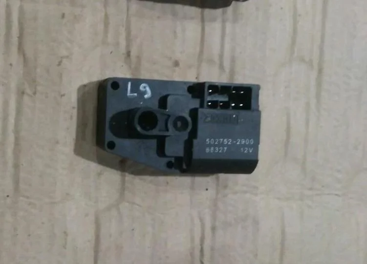 Б.у. сервопривод заслонки печки MITSUBISHI LANCER CS3A MITSUBISHI LANCER CS3A