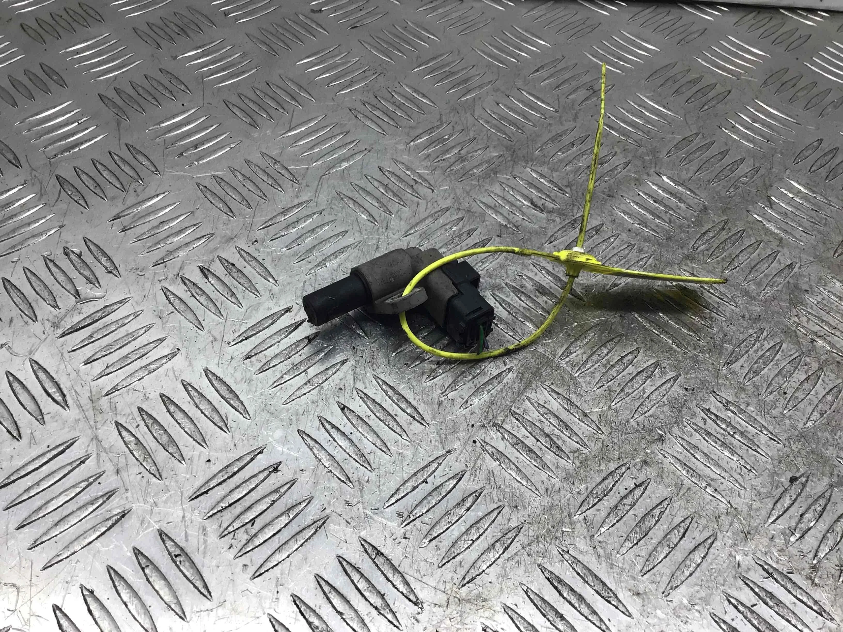 Датчик распредвала Volvo V70 3 поколение (2007-2013) дизель 1.6 TDI Механика Универсал