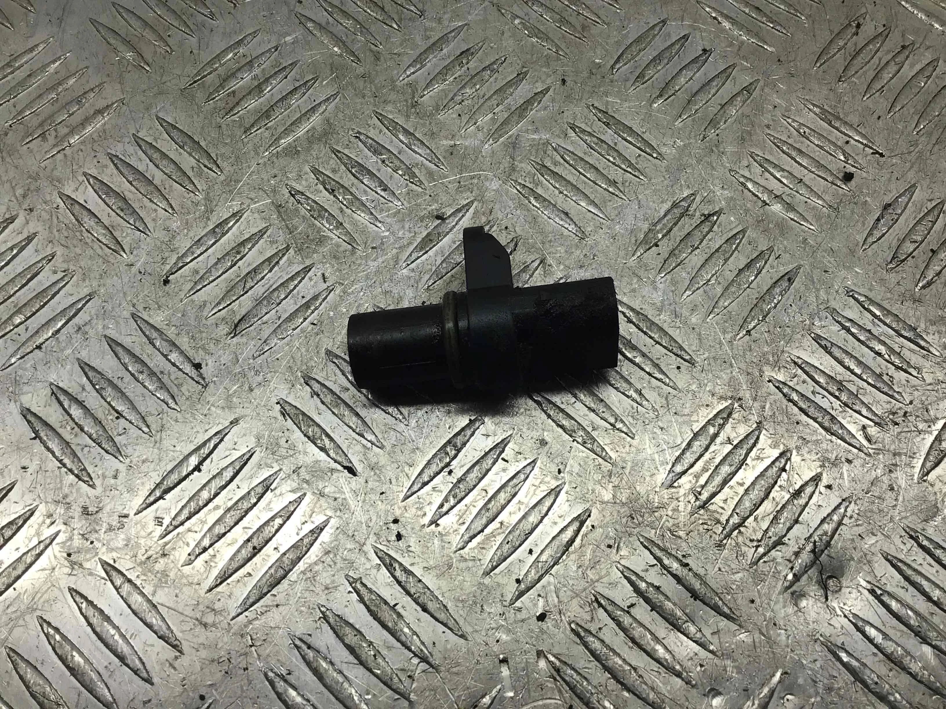 Датчик распредвала BMW 3-Series 3-Series E90/E91/E92/E93 2005 - 2010 бензин 2.0 i Механика Седан