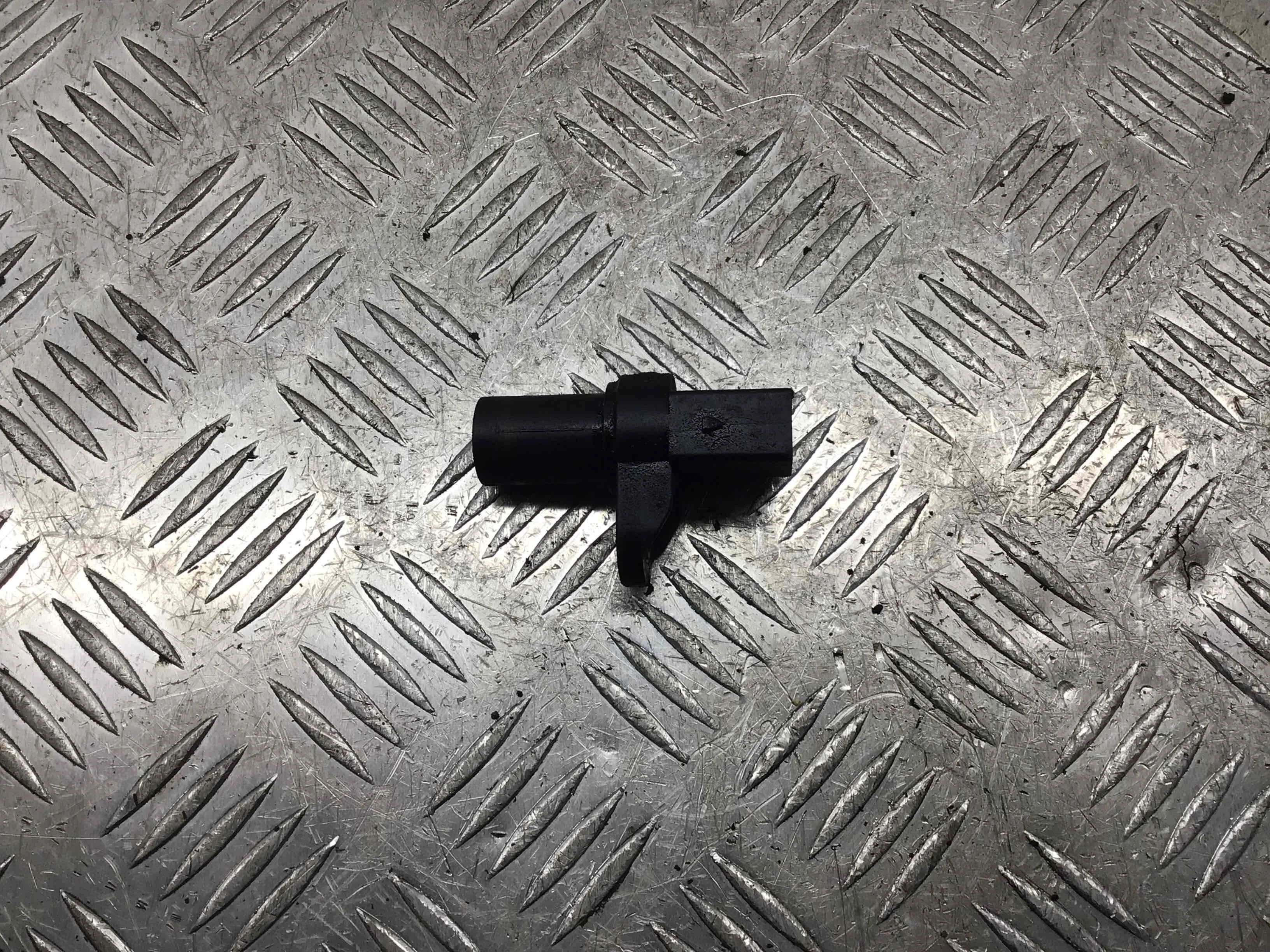 Датчик распредвала BMW 3-Series 3-Series E90/E91/E92/E93 2005 - 2010 бензин 2.0 i Механика Седан