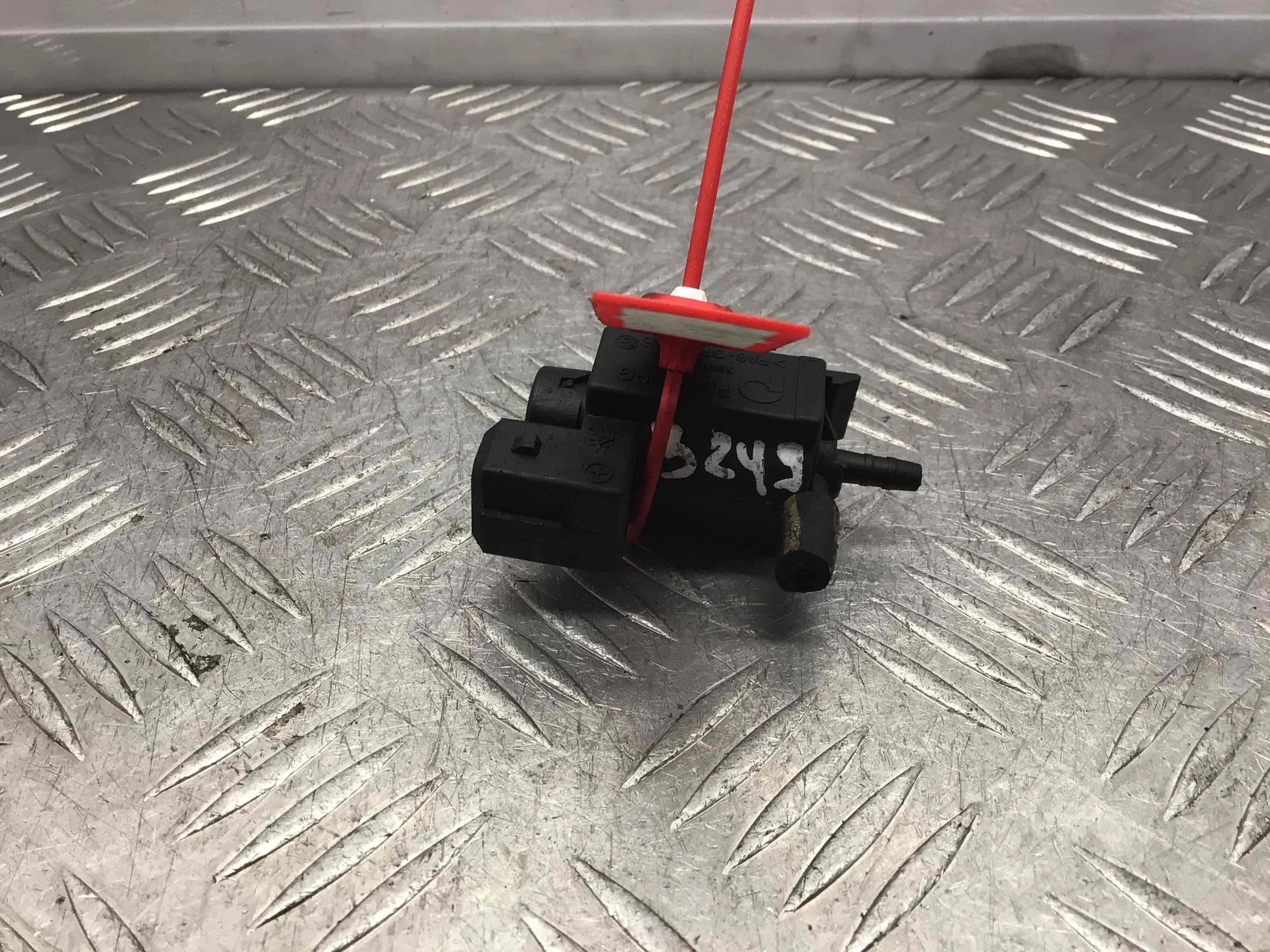 Клапан электромагнитный BMW 3-Series 3-Series E46 1998 - 2006 дизель 2.0 D Механика Седан