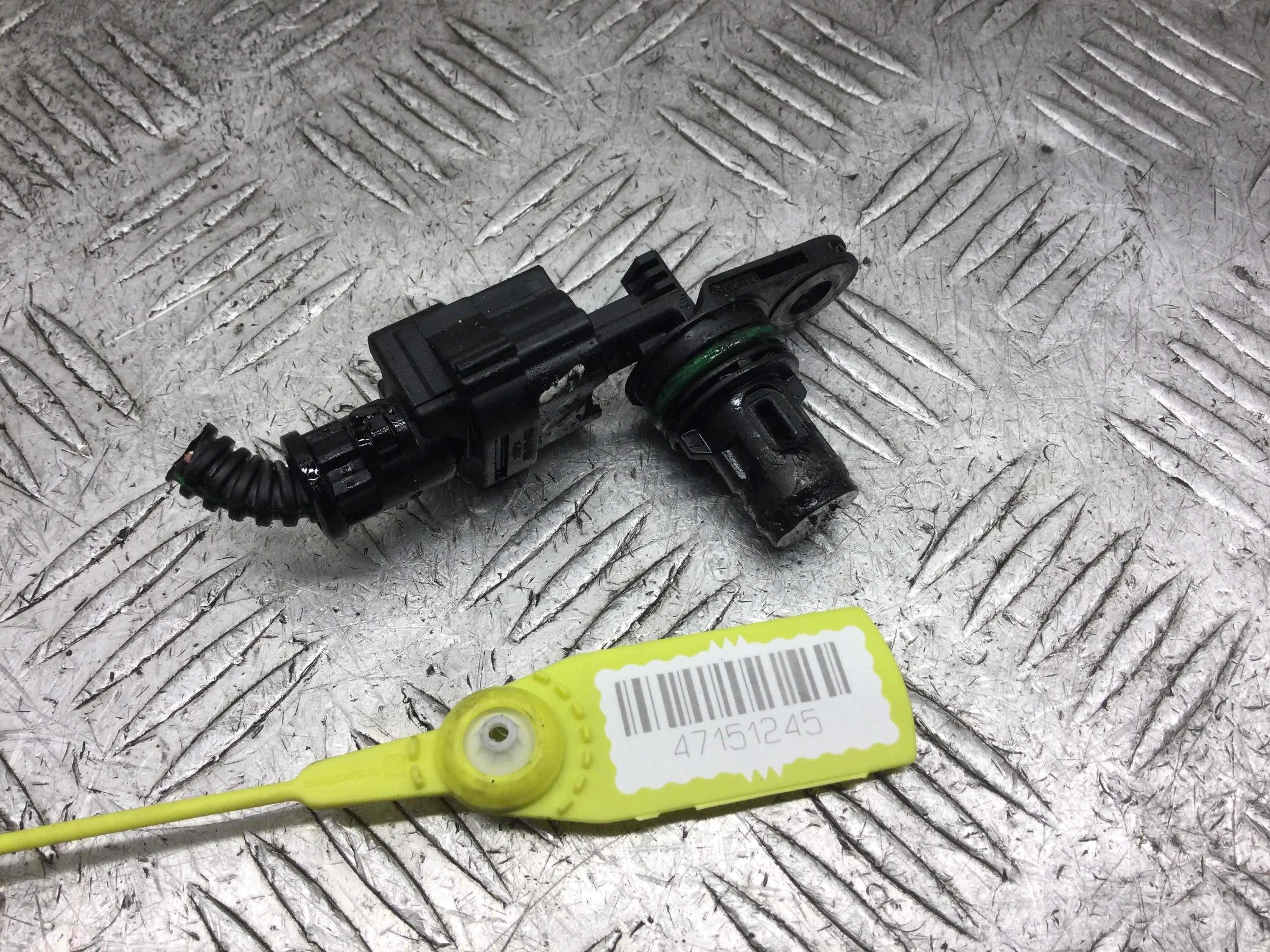 Датчик распредвала Renault Duster Duster (HS) 2010 - наст. время дизель 1.5 dCi Механика Х/б