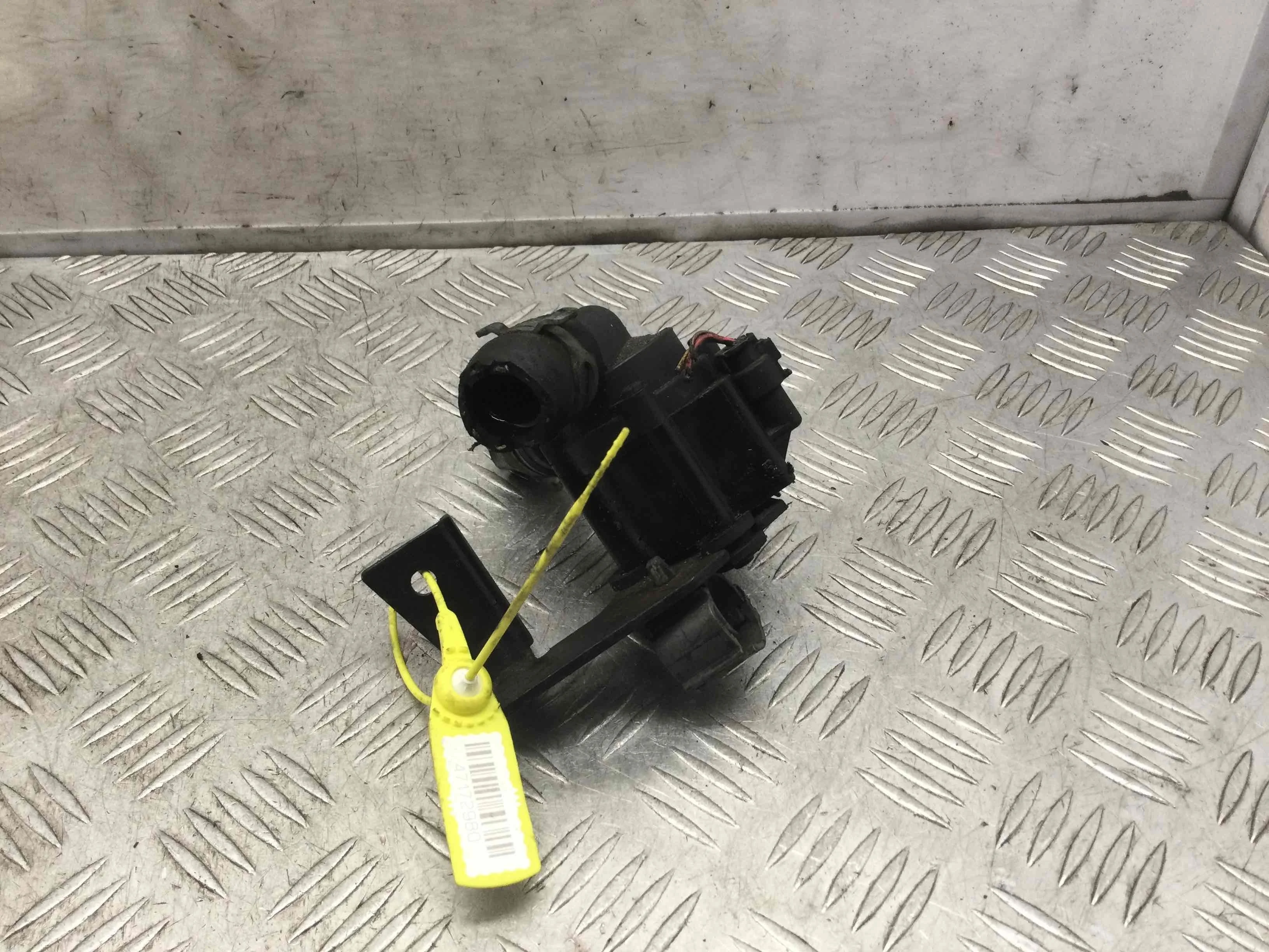 Насос антифриза дополнительный Opel Astra Astra G 1998 - 2004 бензин 1.6 i Механика Х/б