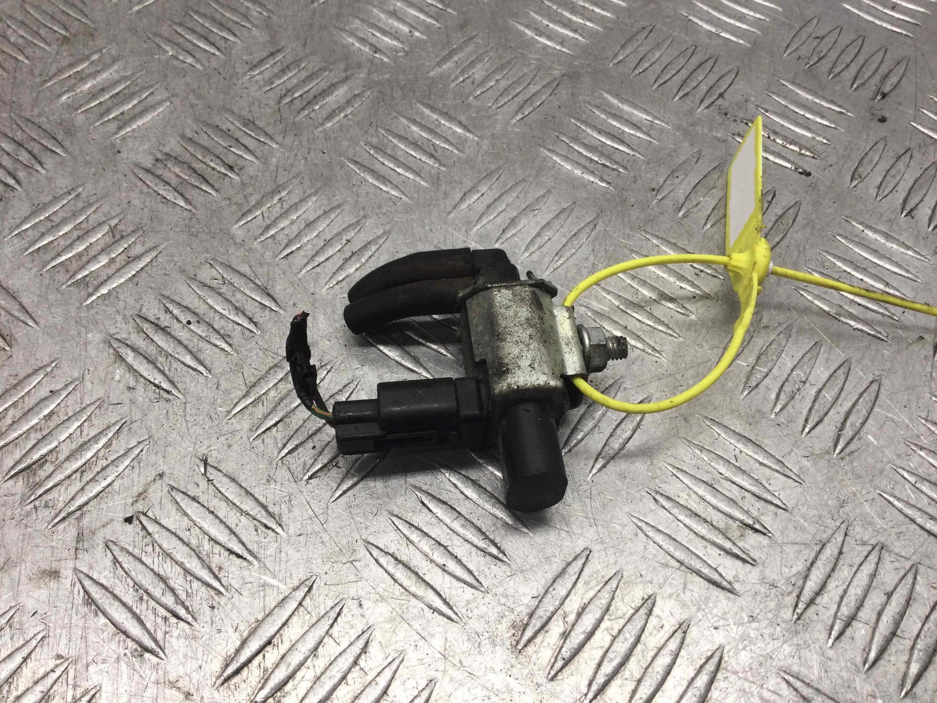 Клапан электромагнитный Ford Focus 2 поколение (2005-2008) бензин 2.0 i Механика Седан