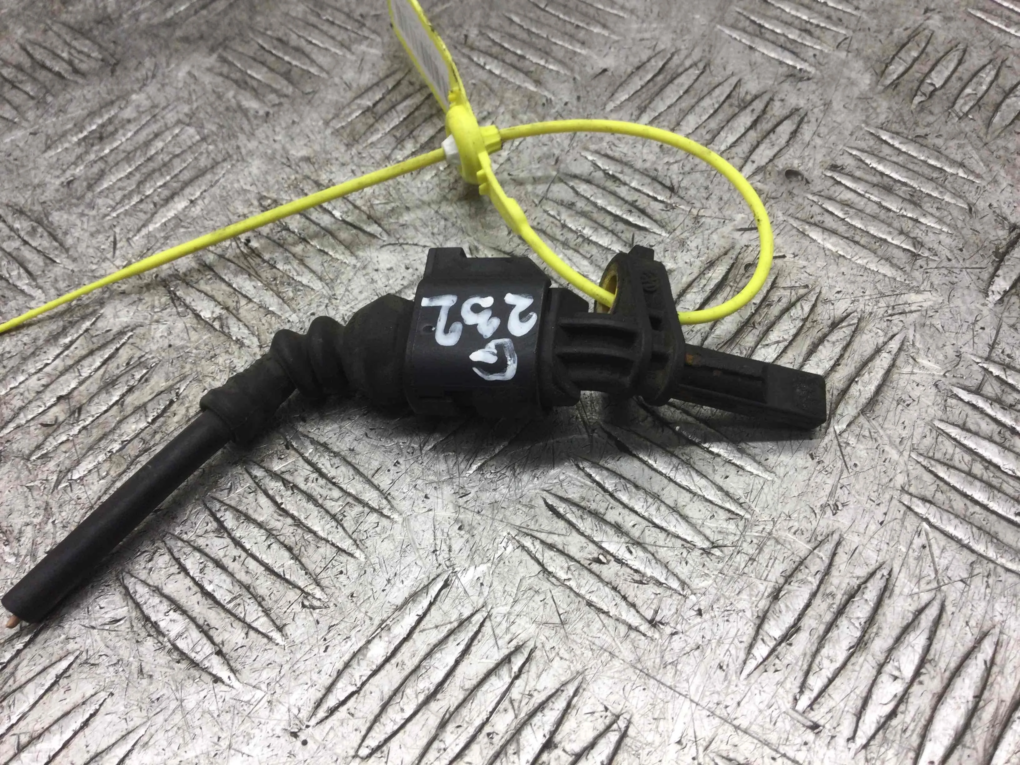 Датчик коленвала Audi A3 8P (2003-2005) бензин 1.6 i Механика Х/б