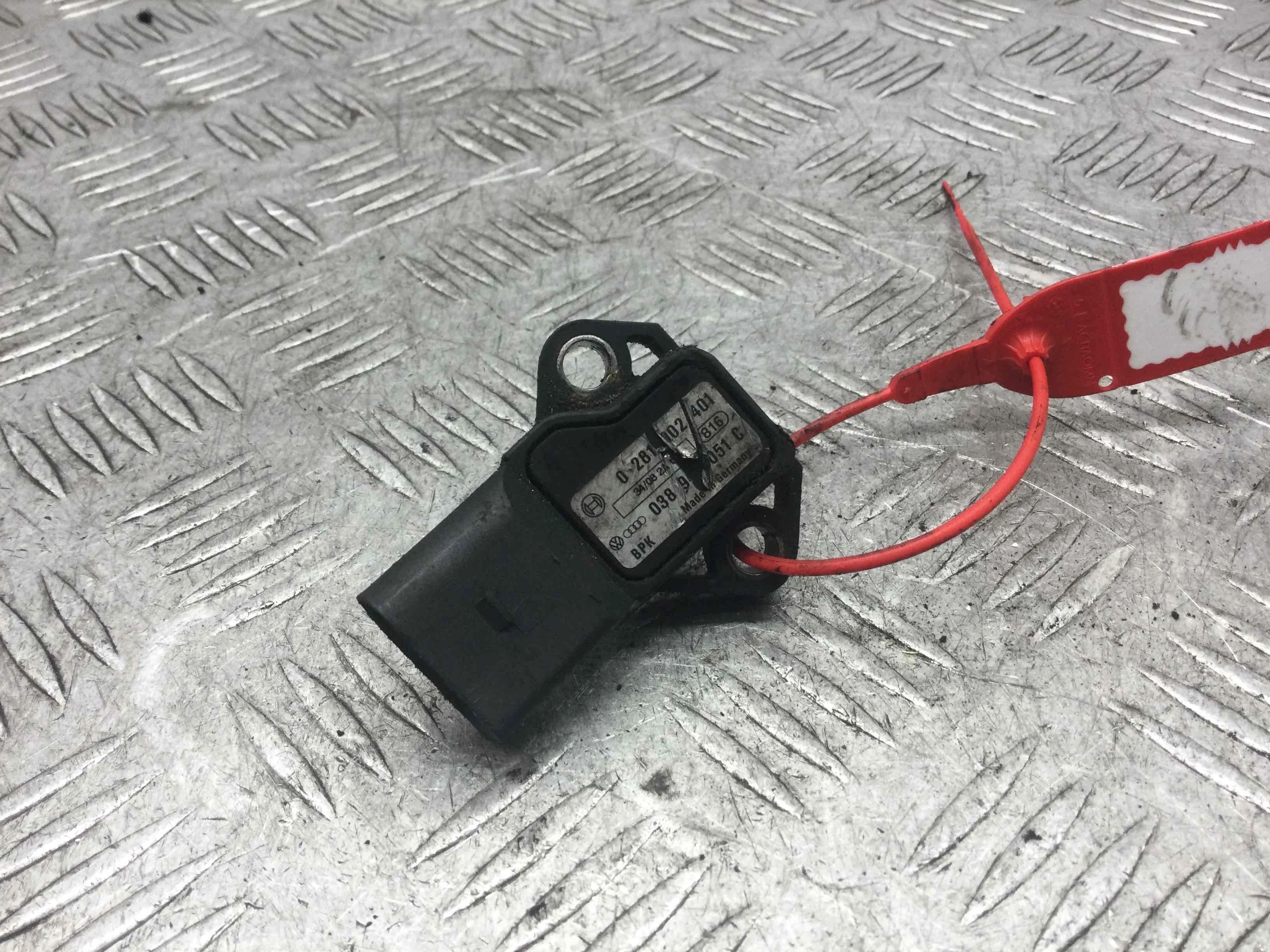 Датчик давления наддува Volkswagen Golf 5 поколение (2004-2009) дизель 2.0 TDI Механика Х/б