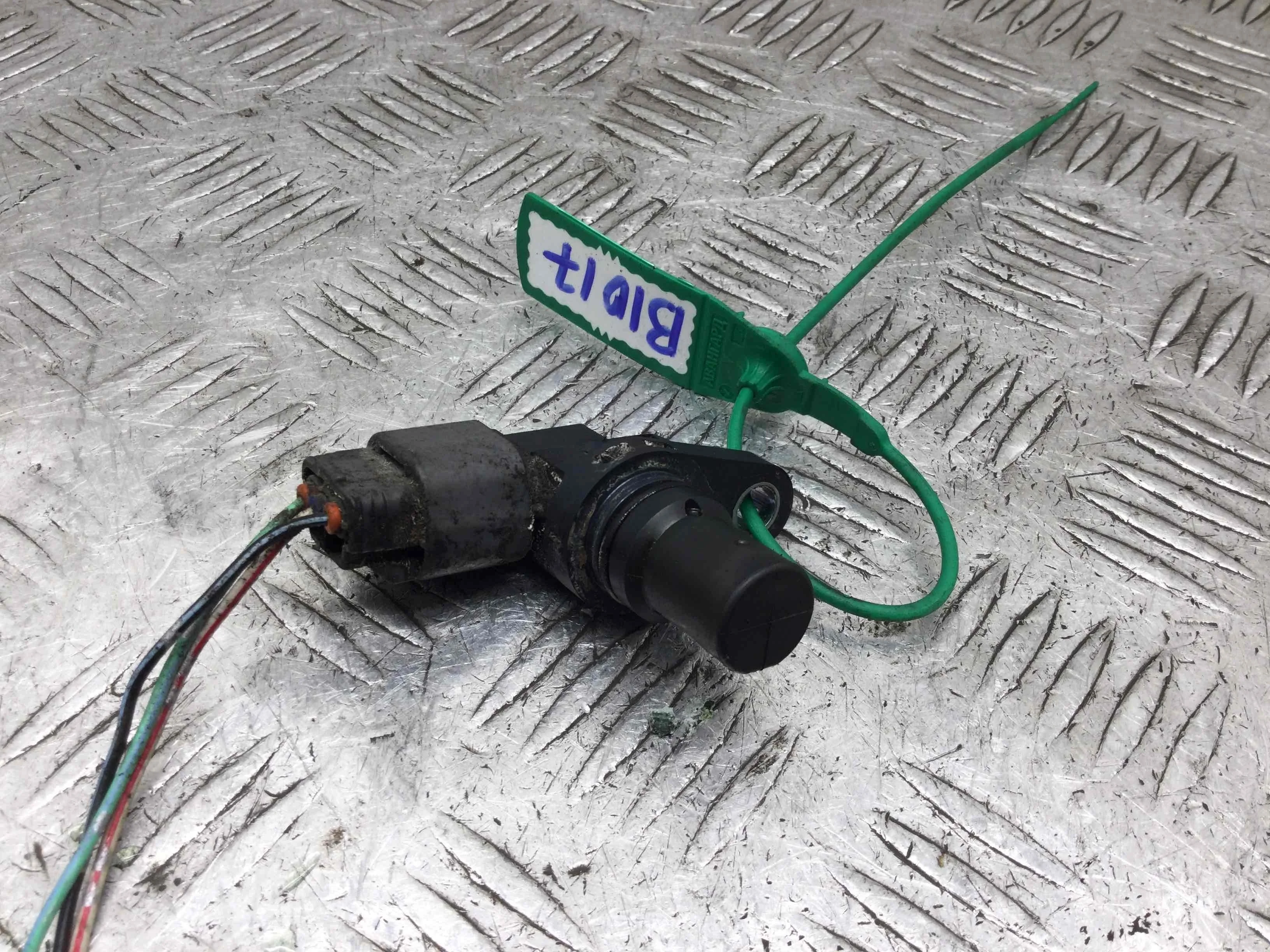 Датчик распредвала Mazda 3 3 I (BK) 2003 - 2009 бензин 1.6 i Механика Седан