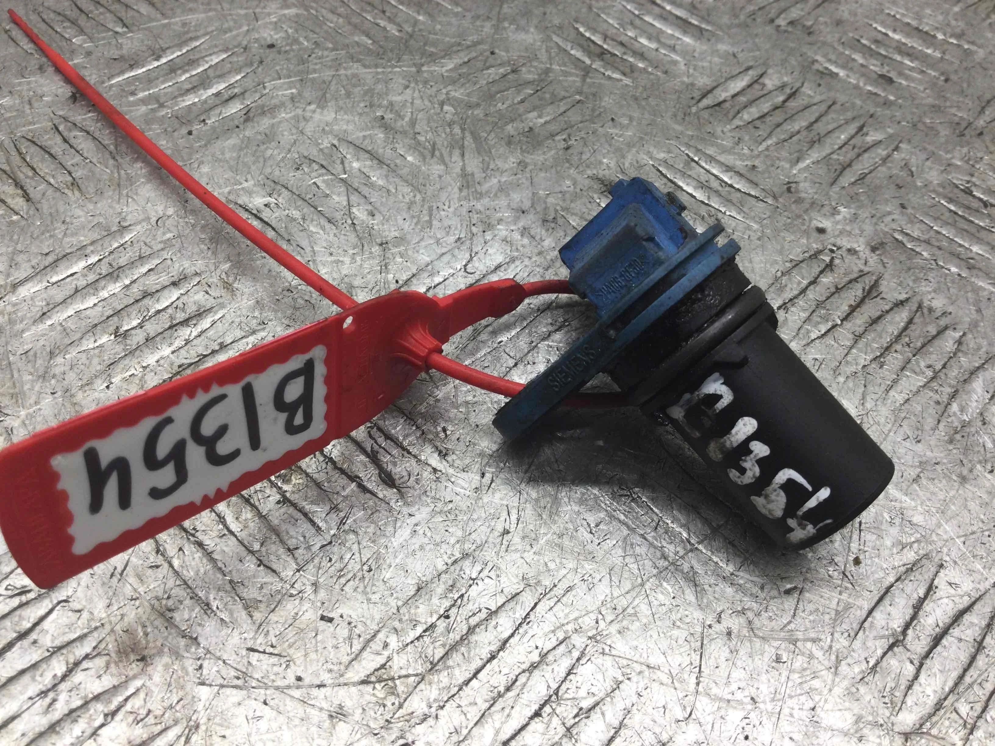 Датчик распредвала Ford Focus 2 поколение (2005-2008) бензин 1.6  Механика Х/б