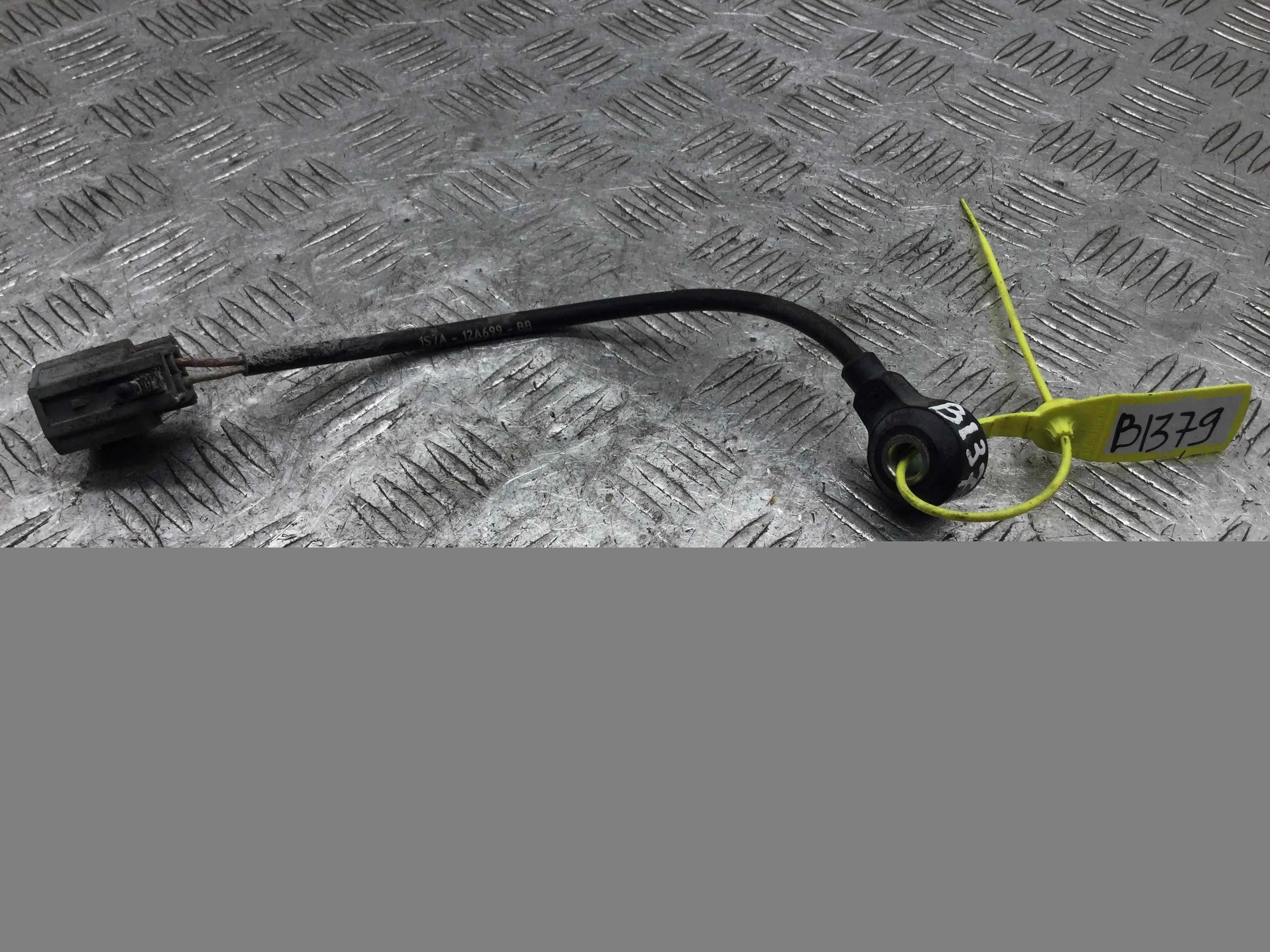 Датчик детонации Ford Focus 2 поколение (2005-2008) бензин 2.0  Автомат Х/б