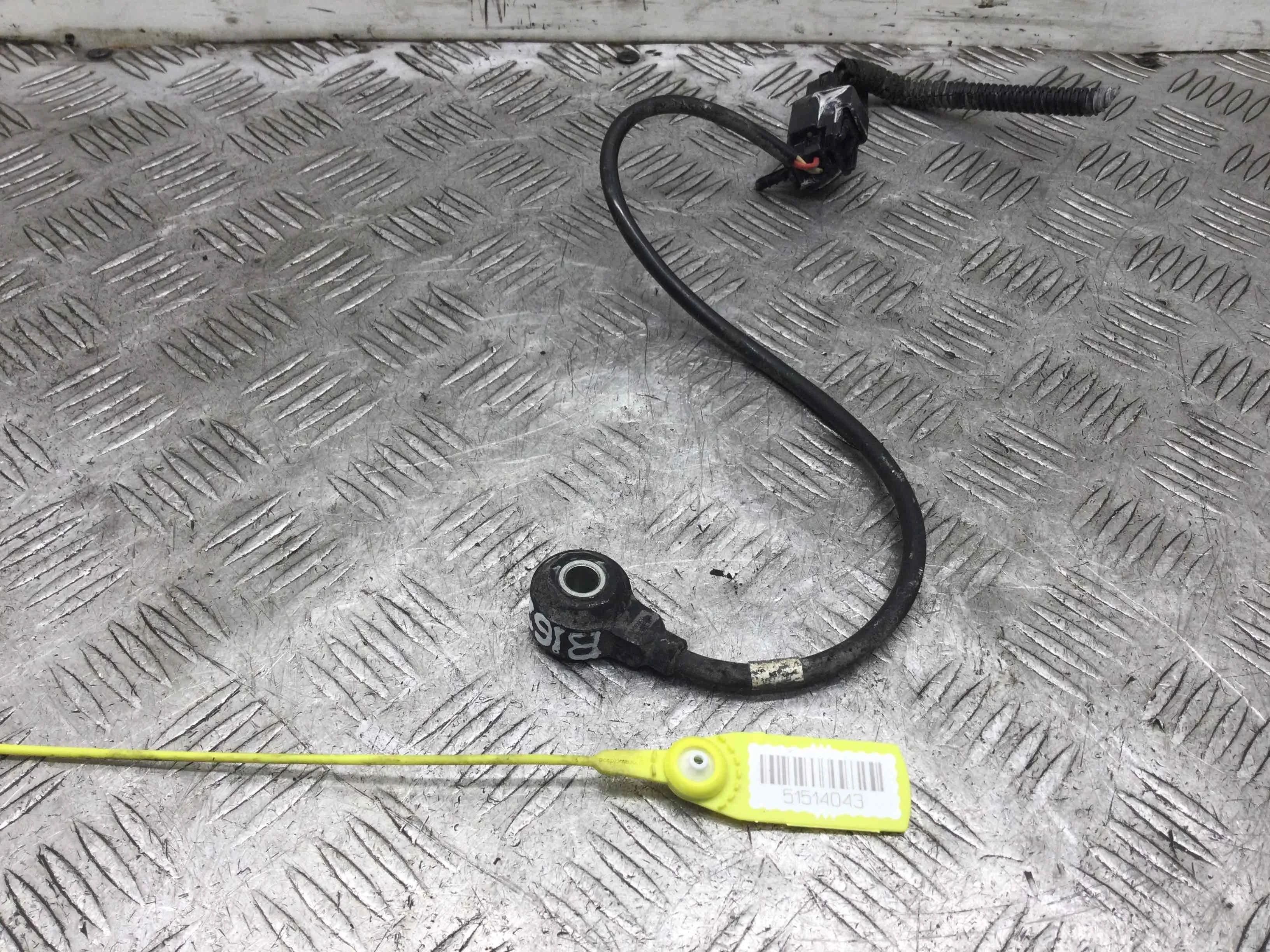 Датчик детонации Ford Focus 2 поколение (2005-2008) бензин 1.6  Механика Седан