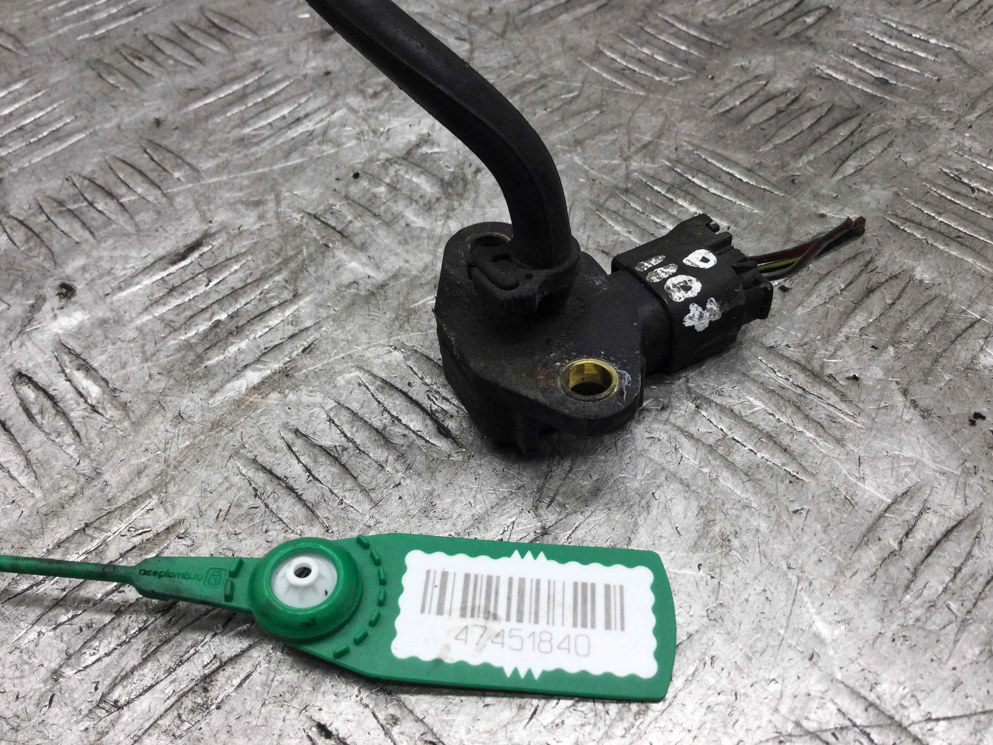 Датчик давления наддува Mercedes C-klasse W203/S203/CL203 [рестайлинг] (2004-2007) дизель 2.2  Автомат Седан