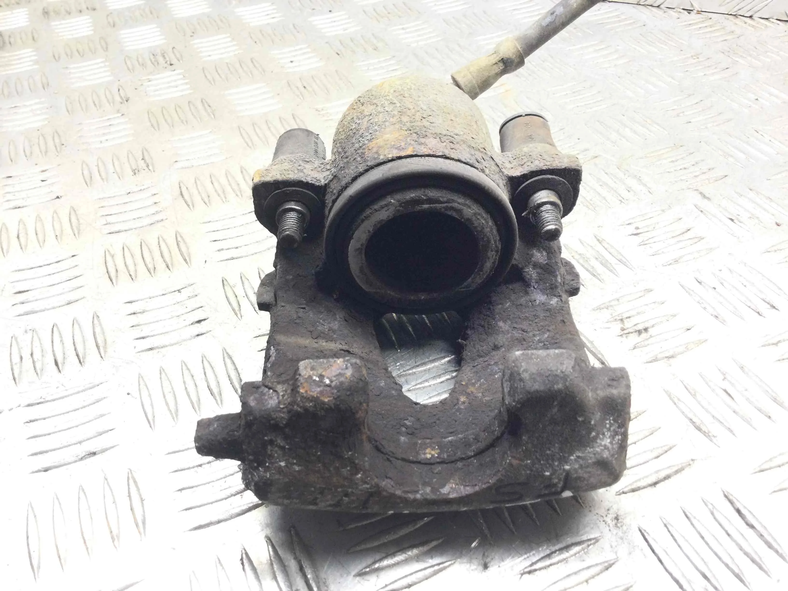 Суппорт передний правый SEAT Toledo 2 поколение (1998-2004) бензин 1.6 i Механика Седан