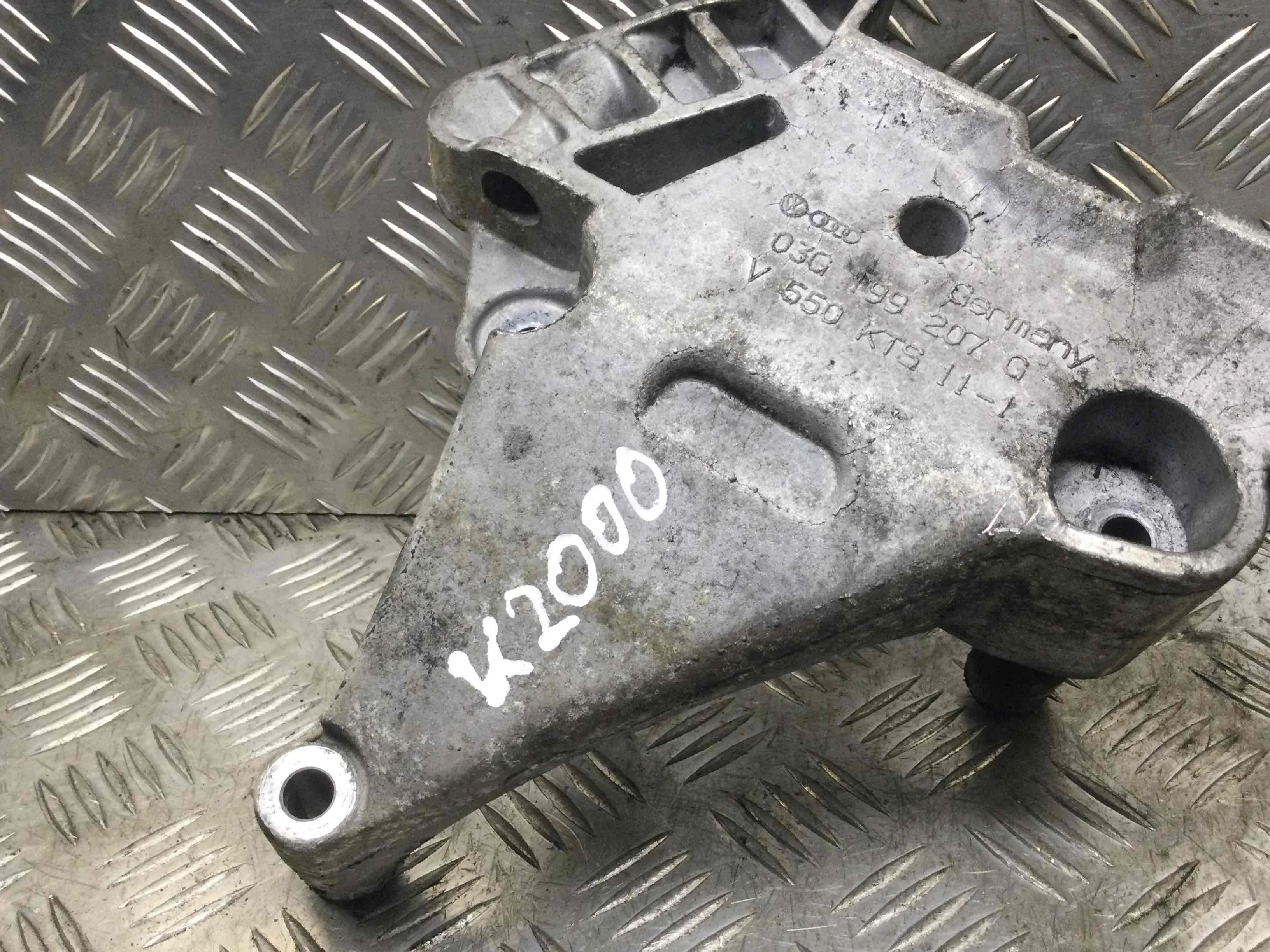 Кронштейн SEAT Altea 1 поколение (2004-2009) дизель 1.9 TDI Механика Минивэн