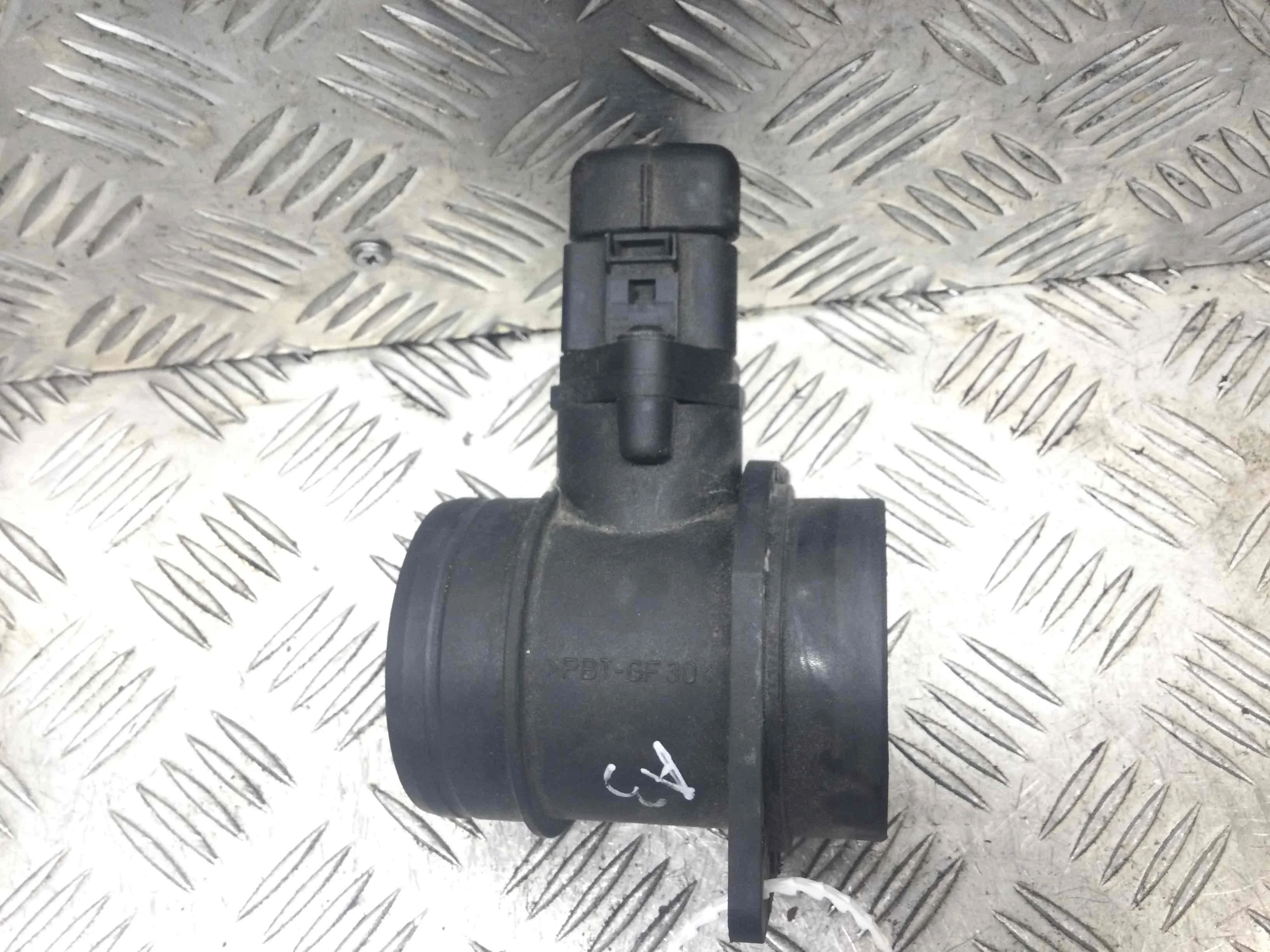 Расходомер воздуха Skoda Octavia Tour (1996-2000) бензин 1.6 i Механика Универсал