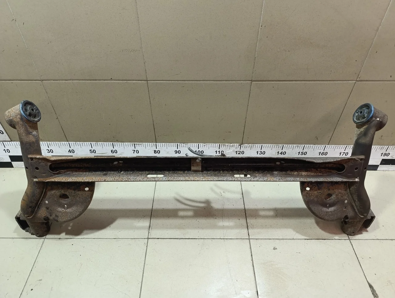 Балка задняя Logan II 2014>