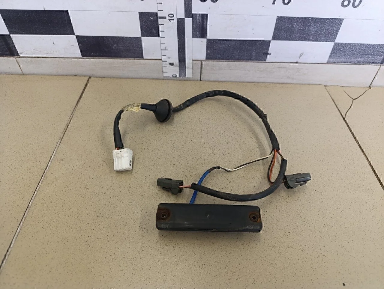 Кнопка открывания багажника ix35/Tucson 2010-2015