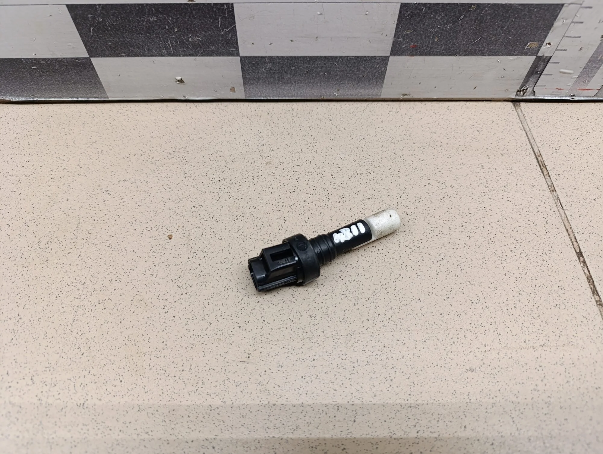 Датчик уровня в бачок омывателя Focus II 2005-2008