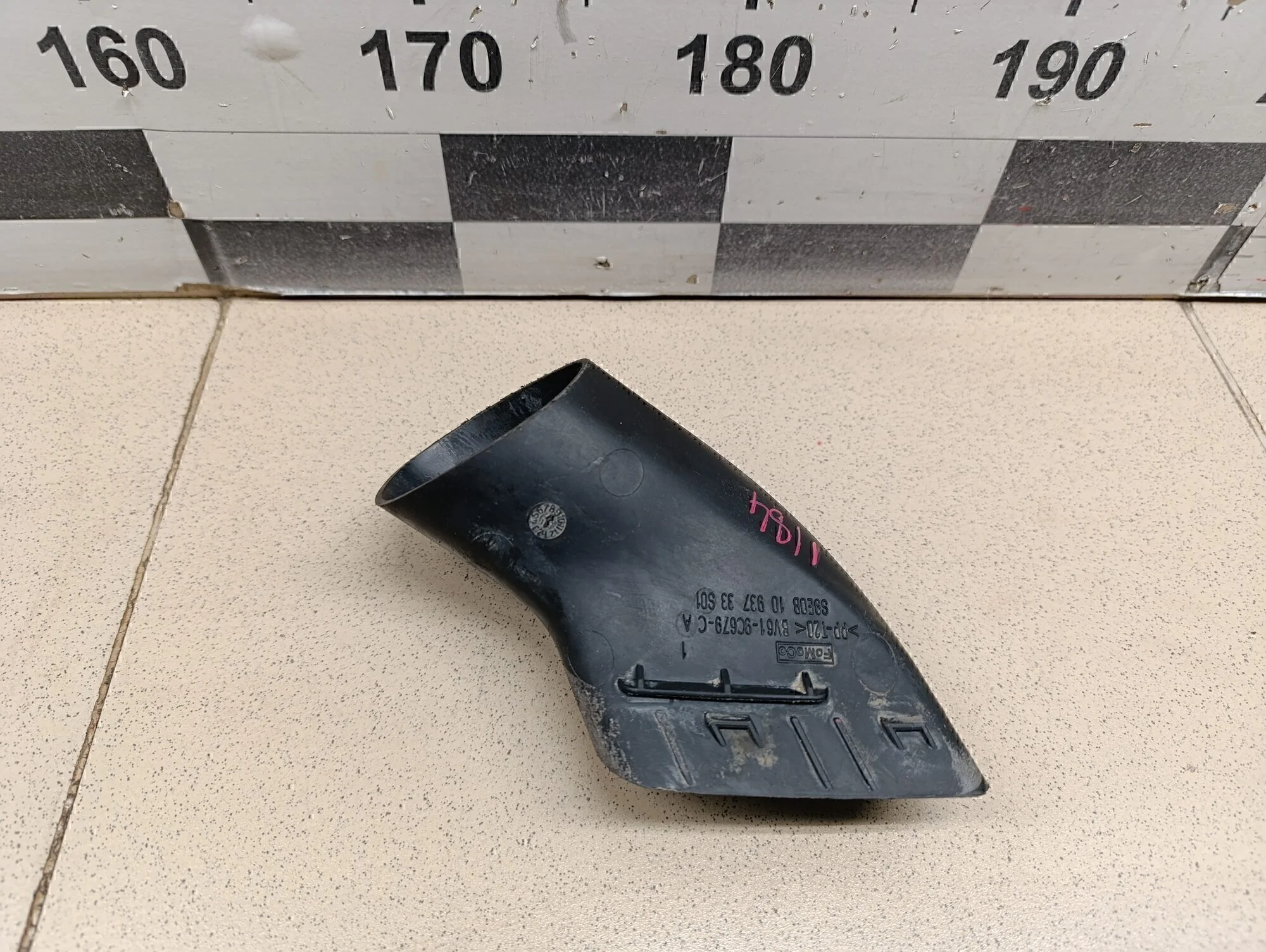 Воздуховод Focus III 2011>