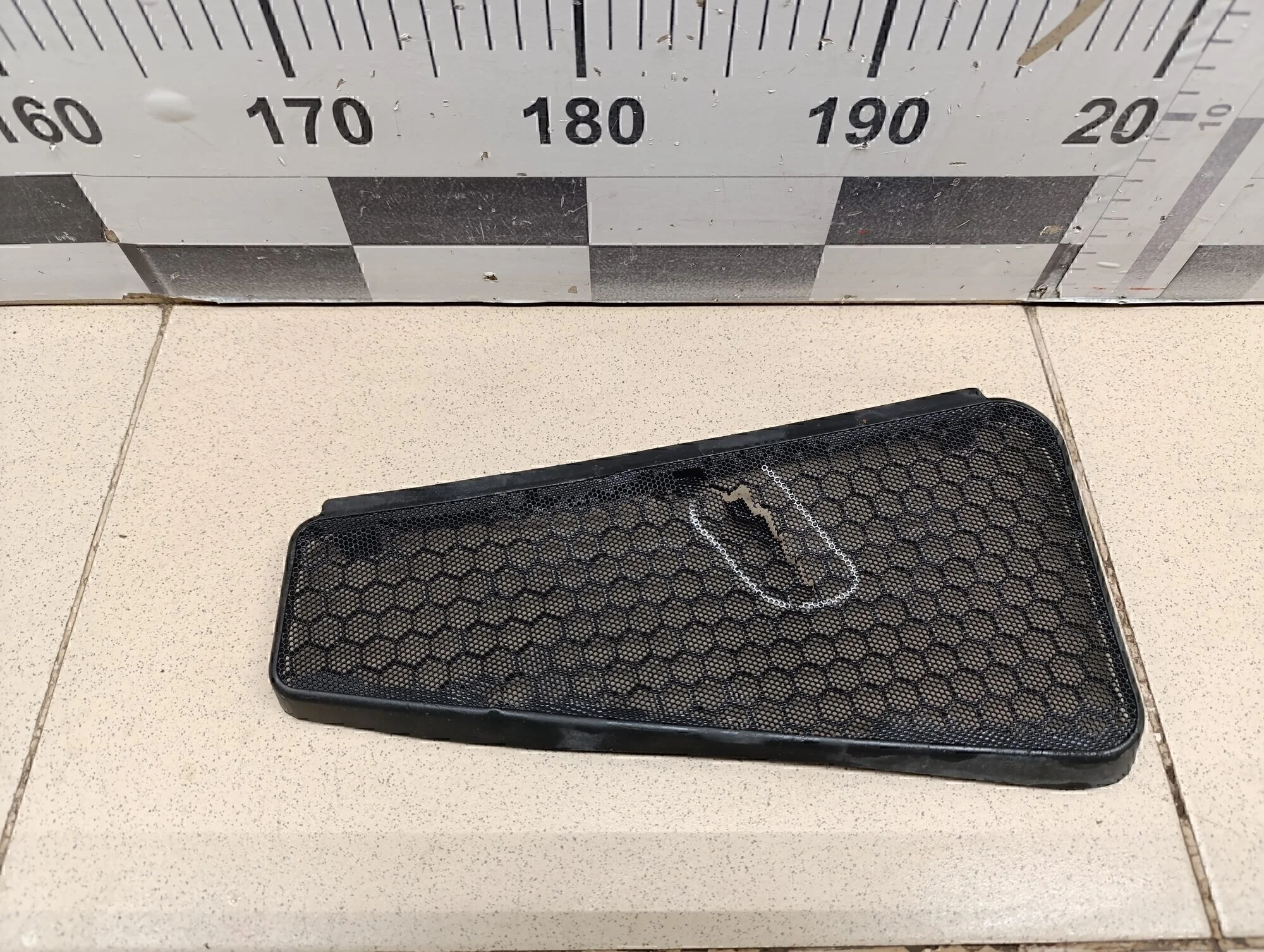 Направляющая (кузов наружные) Focus III 2011>