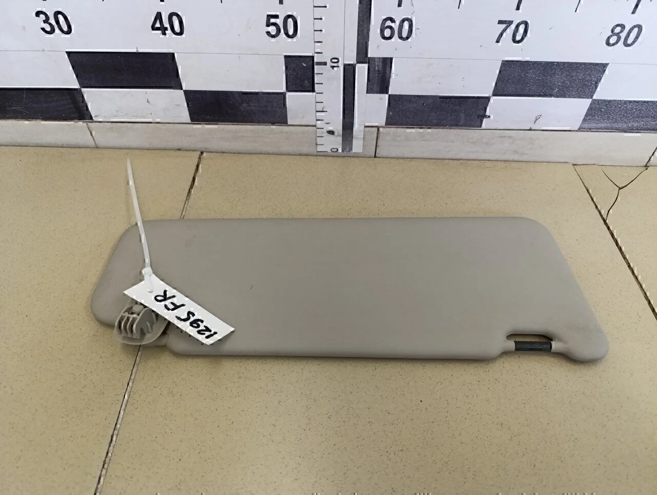 Козырек солнцезащитный (внутри) Duster 2012>